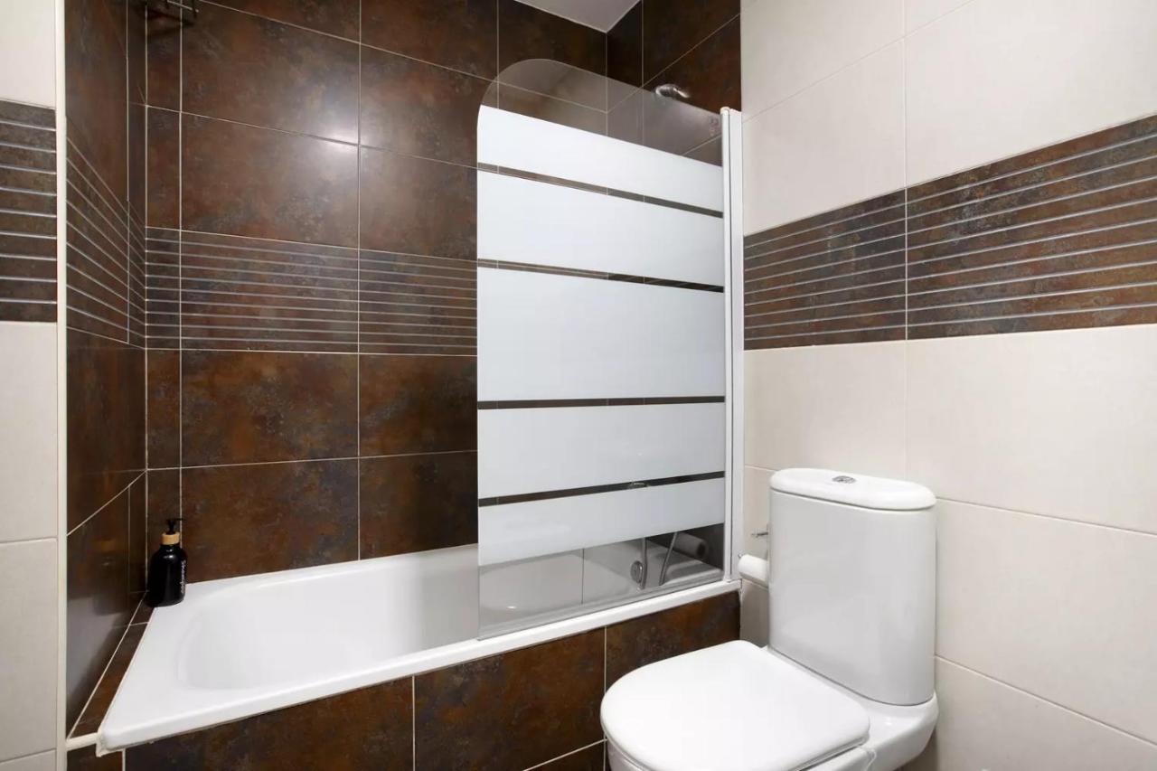 Malaga Campus Apartment Parking Included Esterno foto